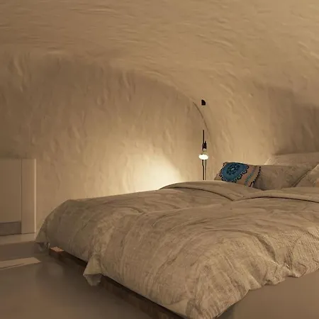 1880 Oia (Santorini)